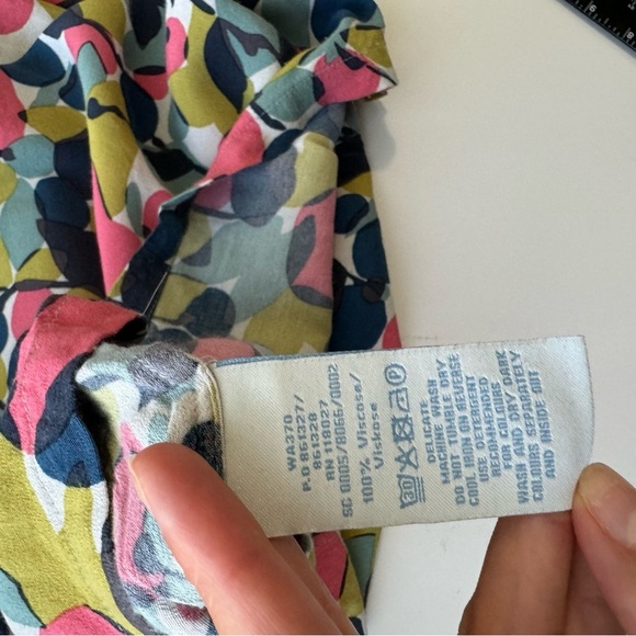 Boden Womens Multicolor Floral Tie Neck Blouse‎ Top 3/4 Sleeve Sz 2 - Picture 9 of 10